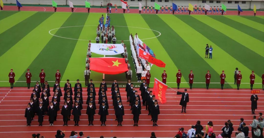 关中暴熊队对阵中原雪豹队,拳击总决赛爆冷,门将神扑救主——逆风翻盘的范本的简单介绍 关中暴熊队对阵中原雪豹队,拳击总决赛爆冷,门将神扑救主——逆风翻盘的范本的简单介绍