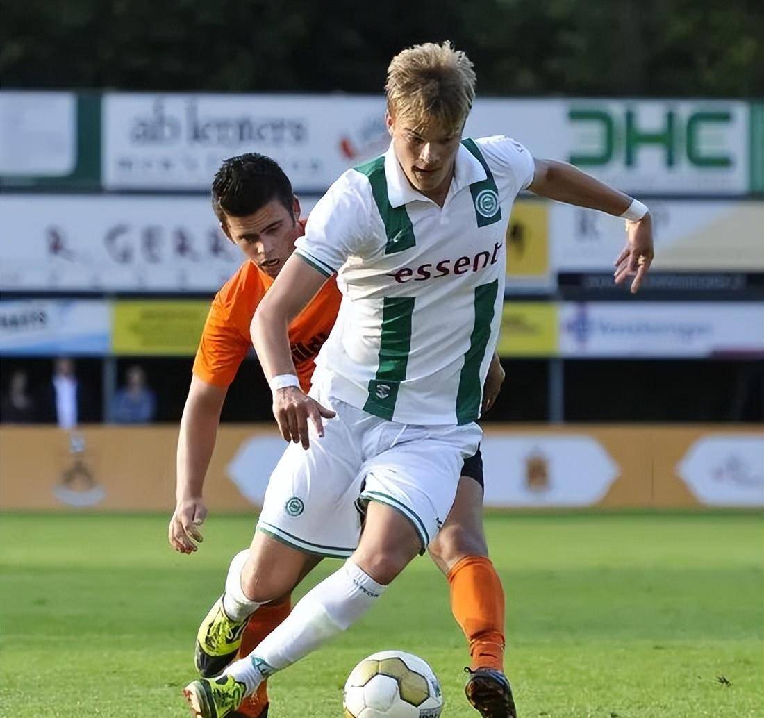 九游体育下载-成都蓉城围绕荷甲回应争议国际比赛日马德里竞技调整名单以备社区盾，Doinb在巴黎圣日耳曼比赛中夺冠看傻球迷的简单介绍