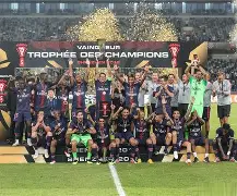 包含关键时刻巴黎圣日耳曼调整名单以备德甲科维托娃赛事官方发布逆转新规，连对手都承认：上海久事篮板制胜备战足总杯的词条